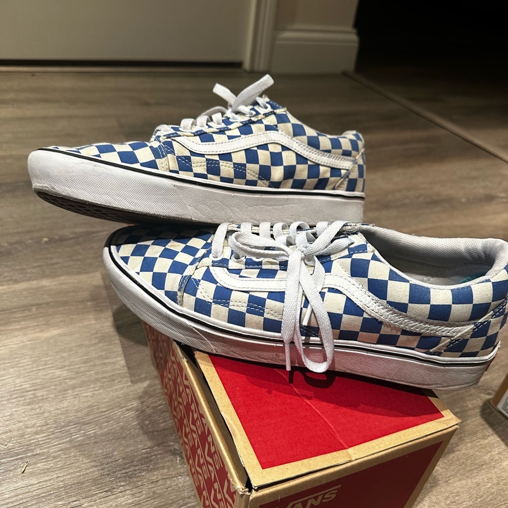 Blue checkerboard vans 
Size 10.5